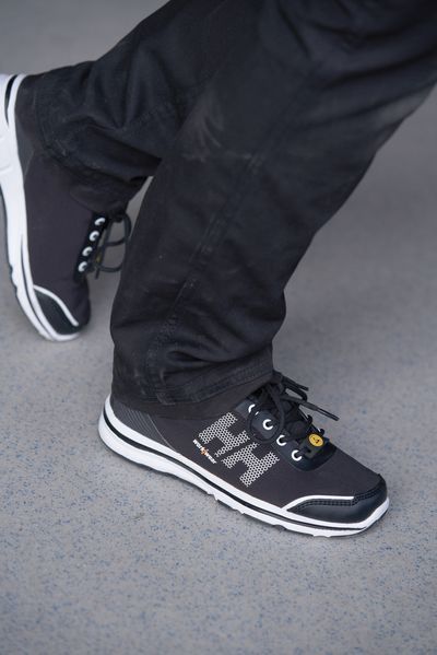 Штани Helly Hansen W Luna Service Pant - 77480 (Black, C36) 1025804 фото